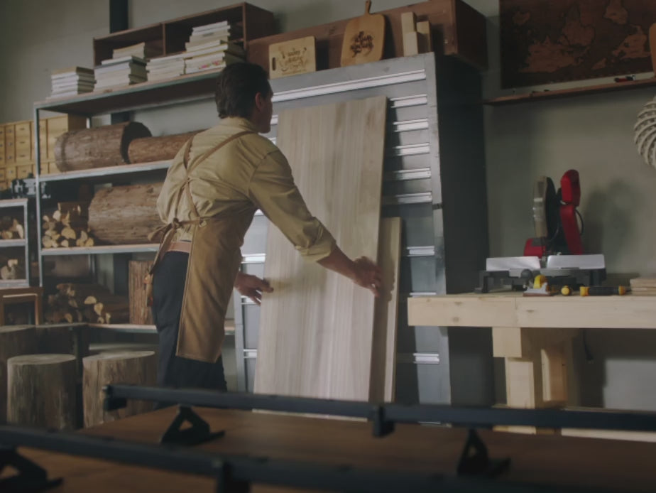 A video of a man in a workshop using the xTool S1 Laser Cutter.